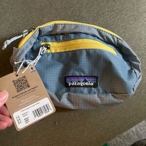 Patagonia Ultralight Black Hole Mini Hip Pack Blue Grey Yellow